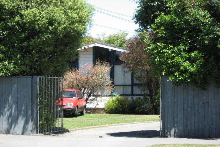 Photo of property in 417 Avonhead Road, Avonhead, Christchurch, 8042