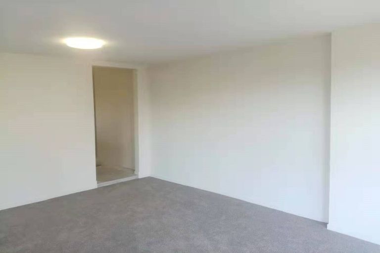 Photo of property in 40 Chequers Avenue, Glenfield, Auckland, 0629