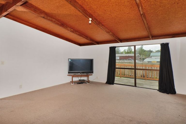 Photo of property in 28b View Road, Hikurangi, 0114