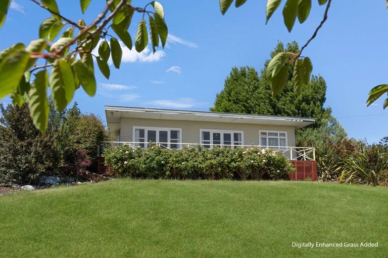Photo of property in 17 Oxford Street, Waikari, 7420