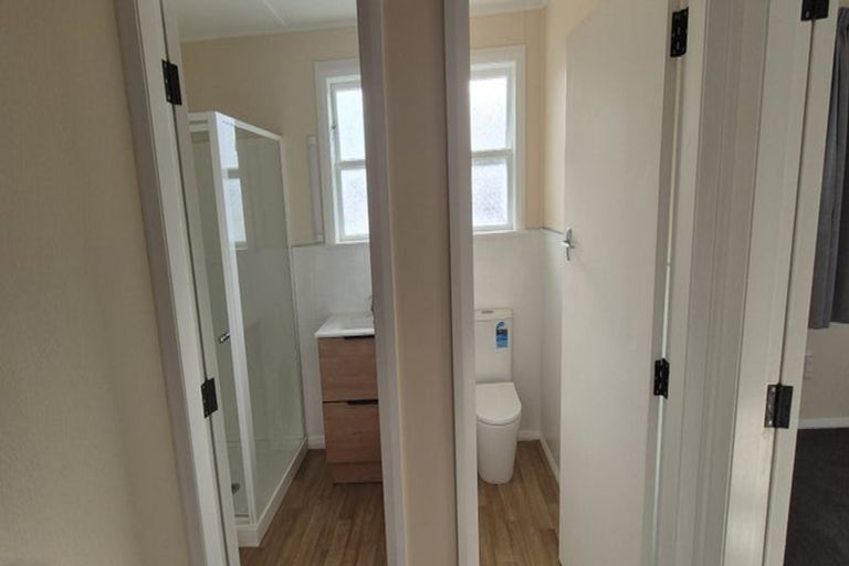 Photo of property in 66 Domett Street, Westport, 7825