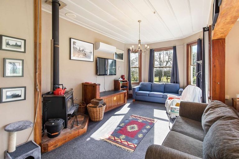 Photo of property in 295 Skinner Road, Bird Road, Stratford, 4393