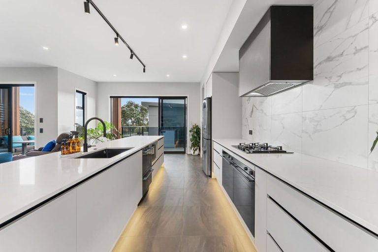 Photo of property in 3 Sandhurst Drive, Papamoa Beach, Papamoa, 3118