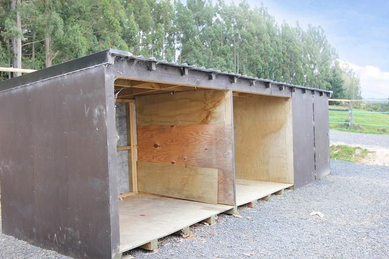 Photo of property in 109 Mckendry Road, Woodside, Outram, 9074