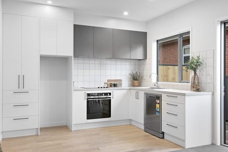 Photo of property in 73 Gordon Road, Mosgiel, 9024