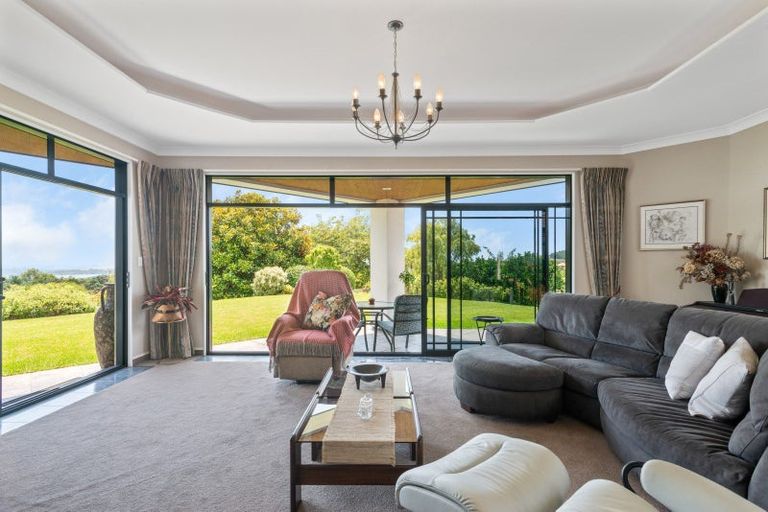 Photo of property in 95 Waikite Road, Welcome Bay, Tauranga, 3175