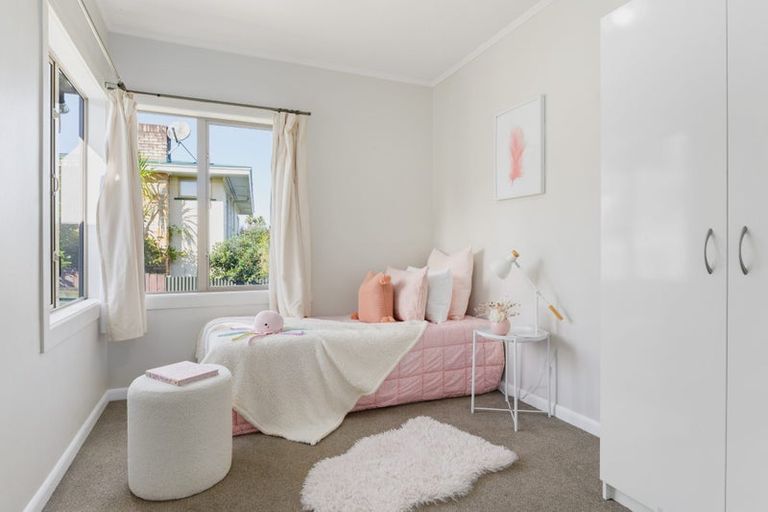 Photo of property in 110 Cambridge Road, Hillcrest, Hamilton, 3216