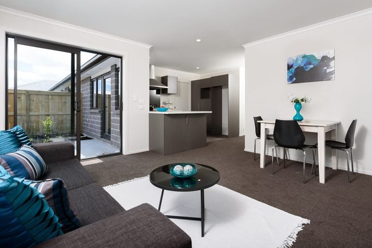 Photo of property in 2 Okataina Street, Pyes Pa, Tauranga, 3112