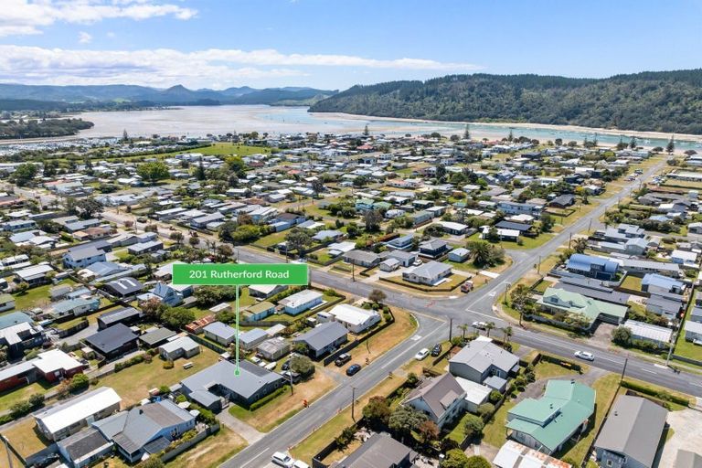 Photo of property in 201 Rutherford Road, Whangamata, 3620