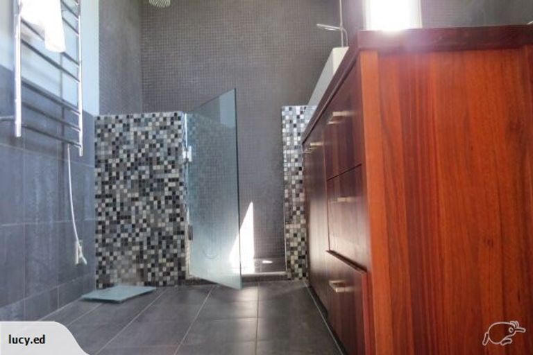 Photo of property in 140 Papakura-clevedon Road, Clevedon, Papakura, 2582