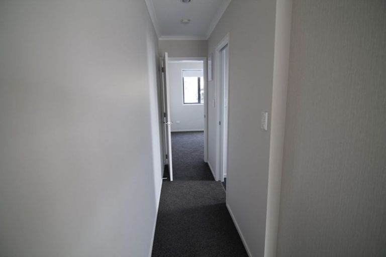 Photo of property in 104 Bowhill Road, New Brighton, Christchurch, 8083