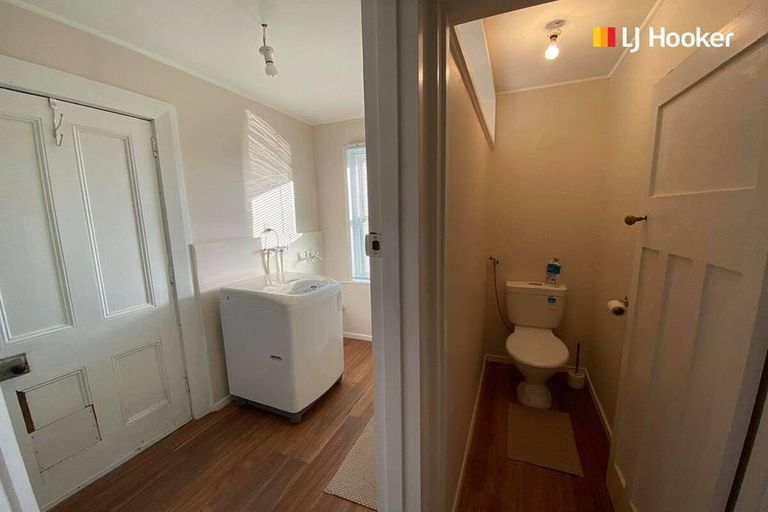 Photo of property in 76 Queens Drive, Saint Kilda, Dunedin, 9012