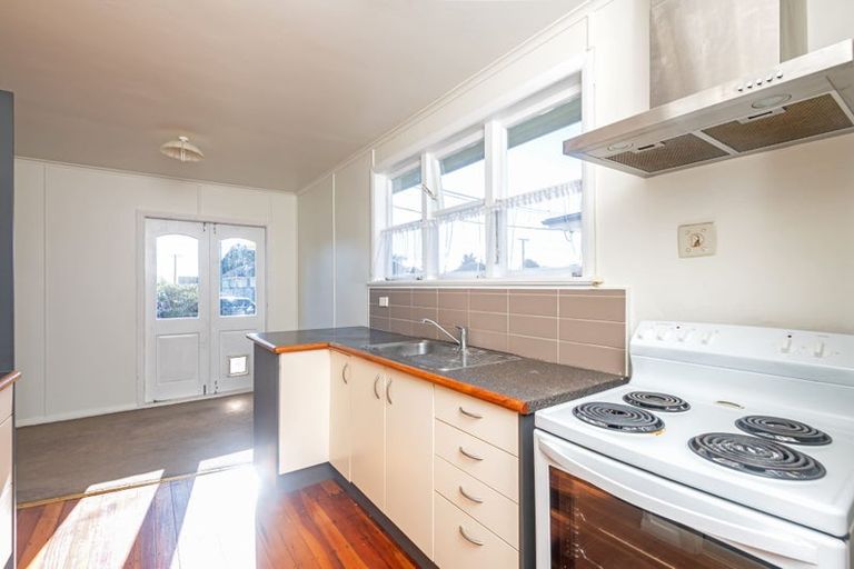 Photo of property in 18 Rutland Street, Levin, 5510