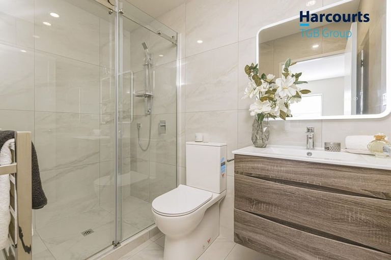 Photo of property in 3/43 Clevedon Road, Papakura, 2110