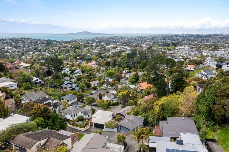 Photo of property in 278c Glamorgan Drive, Northcross, Auckland, 0630