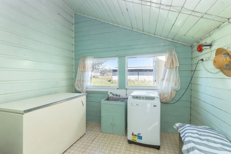 Photo of property in 3363 State Highway 2, Clareville, Carterton, 5713
