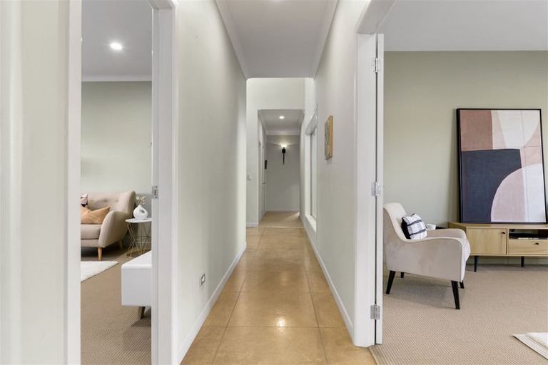 Photo of property in 69 Wiltshire Drive, Huntington, Hamilton, 3210