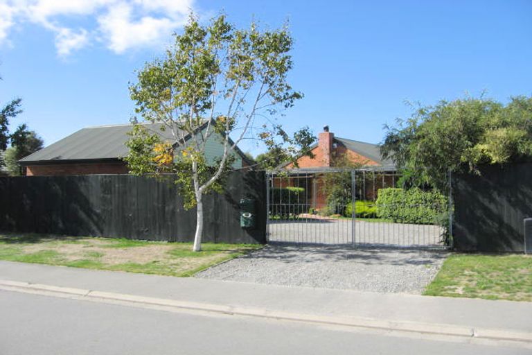 Photo of property in 27 Durrell Way, Rolleston, 7614