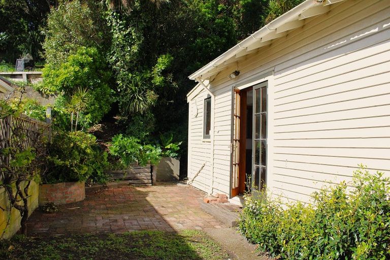 Photo of property in 49 Ribble Street, Island Bay, Wellington, 6023