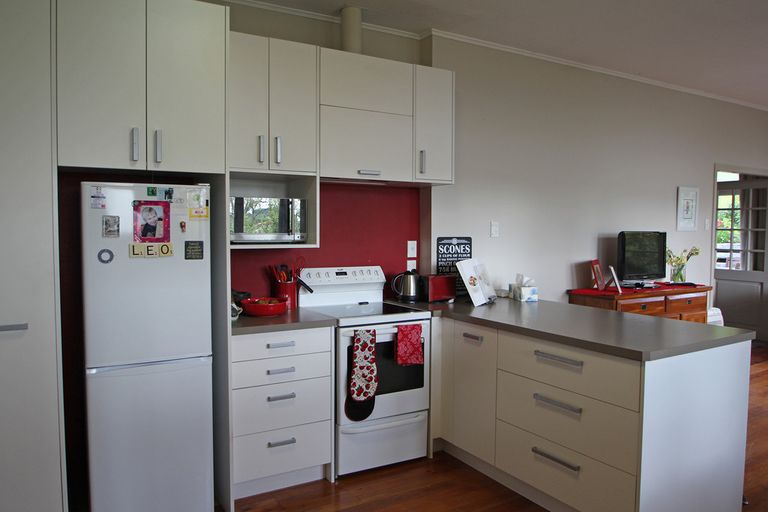 Photo of property in 14 Solway Street, Holmes Hill, Oamaru, 9401