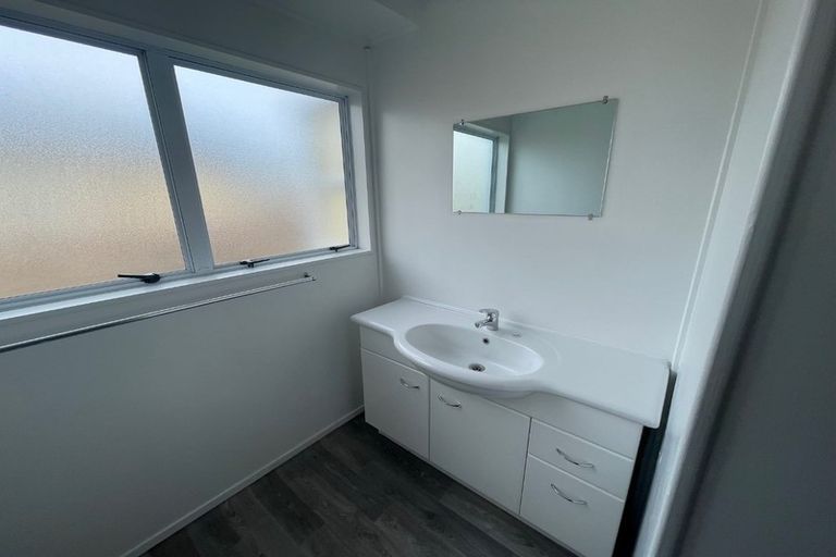 Photo of property in 20 Penion Drive, Flat Bush, Auckland, 2023