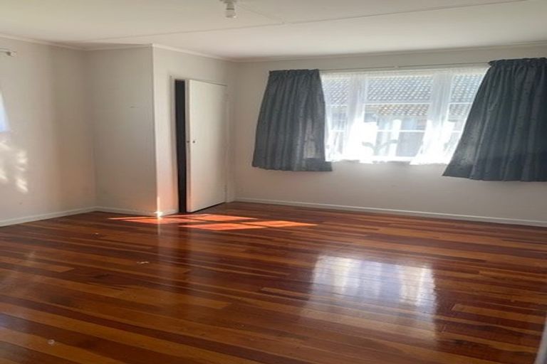 Photo of property in 69 Dunkirk Road, Panmure, Auckland, 1072