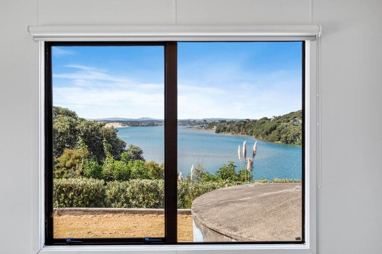Photo of property in 55 Robert Road, Mangawhai Heads, Mangawhai, 0505