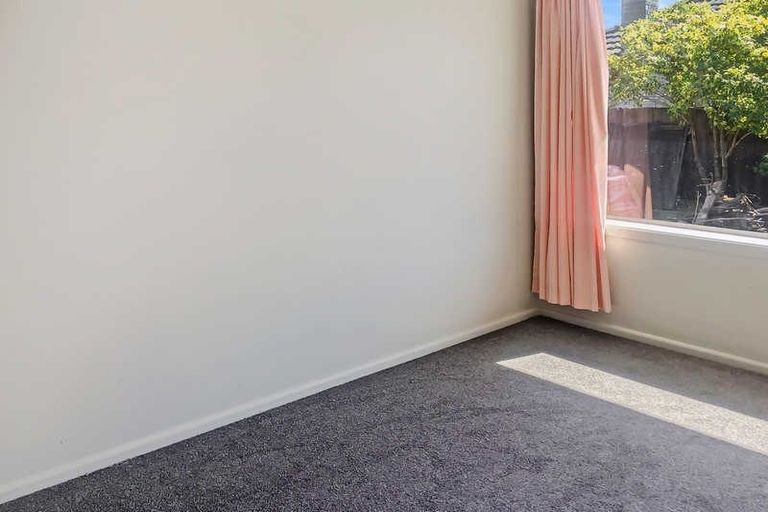 Photo of property in 128 Effingham Street, North New Brighton, Christchurch, 8083