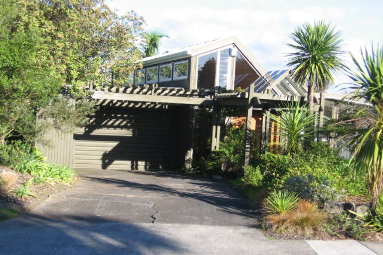 Photo of property in 87 Angelo Avenue, Howick, Auckland, 2014