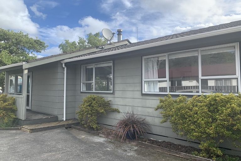 Photo of property in 91 Norana Road, Timberlea, Upper Hutt, 5018