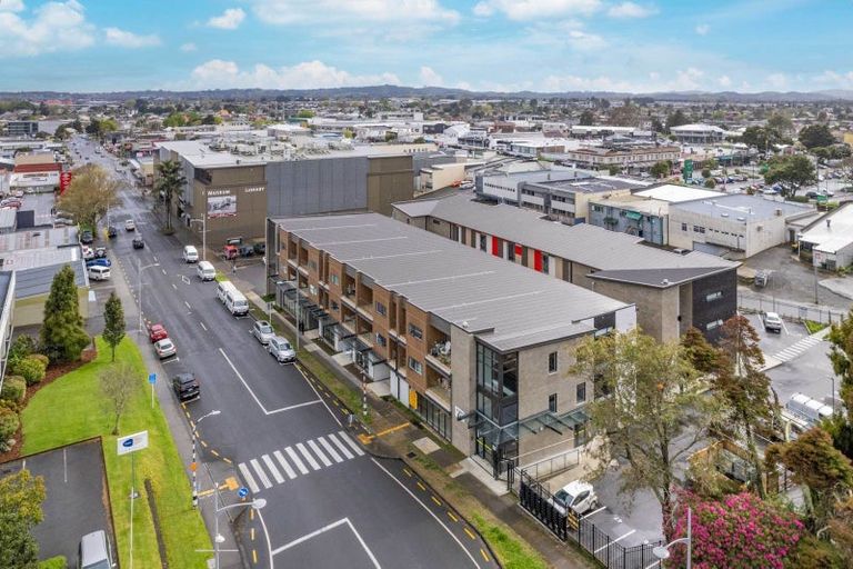 Photo of property in 212/40 East Street, Papakura, 2110