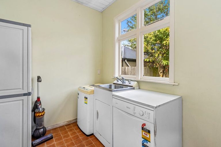 Photo of property in 43 Lindsay Street, St Albans, Christchurch, 8014