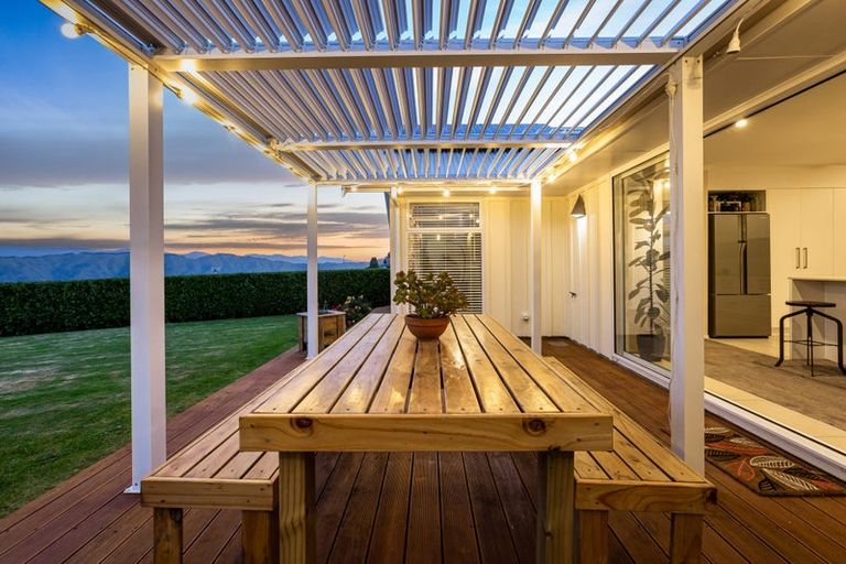 Photo of property in 1 Lindis Lane, Kelson, Lower Hutt, 5010