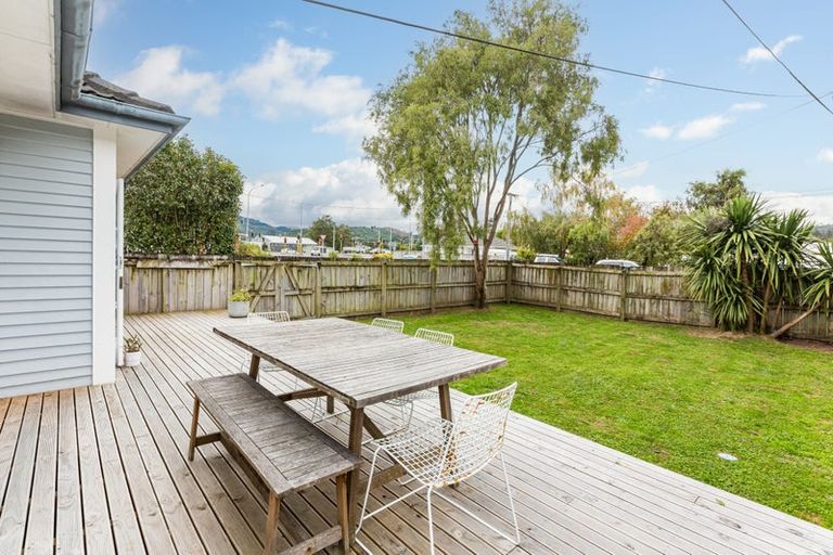 Photo of property in 8 Mangaroa Hill Road, Maoribank, Upper Hutt, 5018