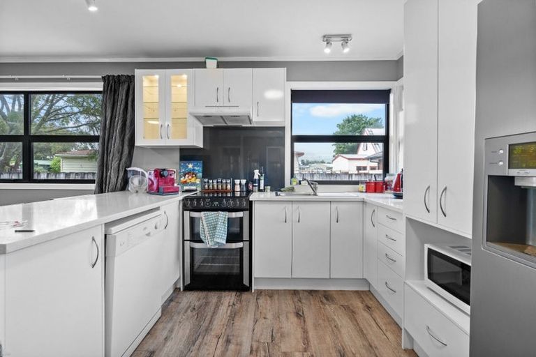 Photo of property in 33 Wall Street, Nawton, Hamilton, 3200