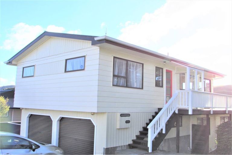 Photo of property in 34 Timaru Grove, Kelson, Lower Hutt, 5010