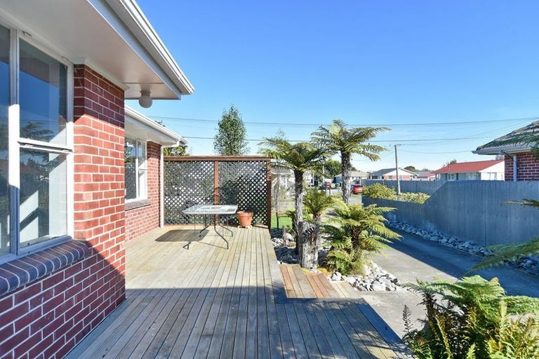 Photo of property in 13 Lyndhurst Crescent, Aranui, Christchurch, 8061