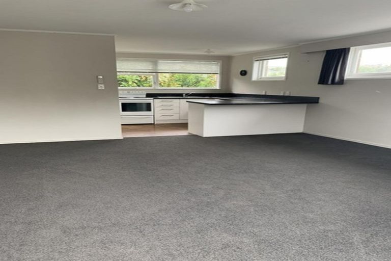 Photo of property in 3/20 Penning Road, Castor Bay, Auckland, 0620