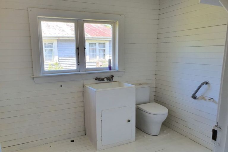 Photo of property in 50 Oxford Street, Taylorville, Greymouth, 7805