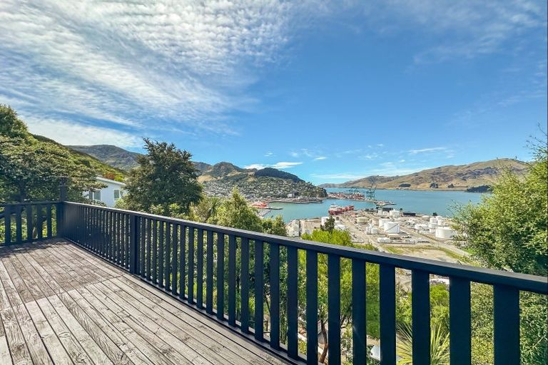 Photo of property in 72 Cressy Terrace, Lyttelton, 8082
