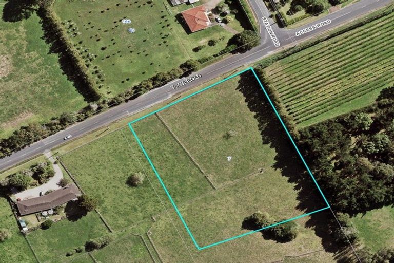Photo of property in 7 Tawa Road, Kumeu, 0891