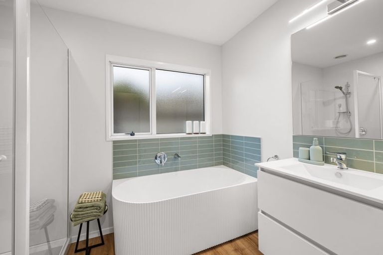 Photo of property in 8a Janet Street, Upper Riccarton, Christchurch, 8041