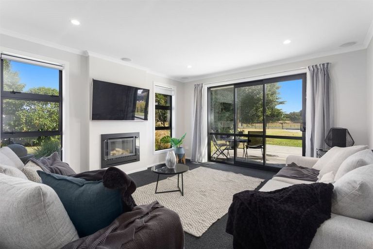 Photo of property in 21 Aerodrome Road, Thornton, Whakatane, 3191