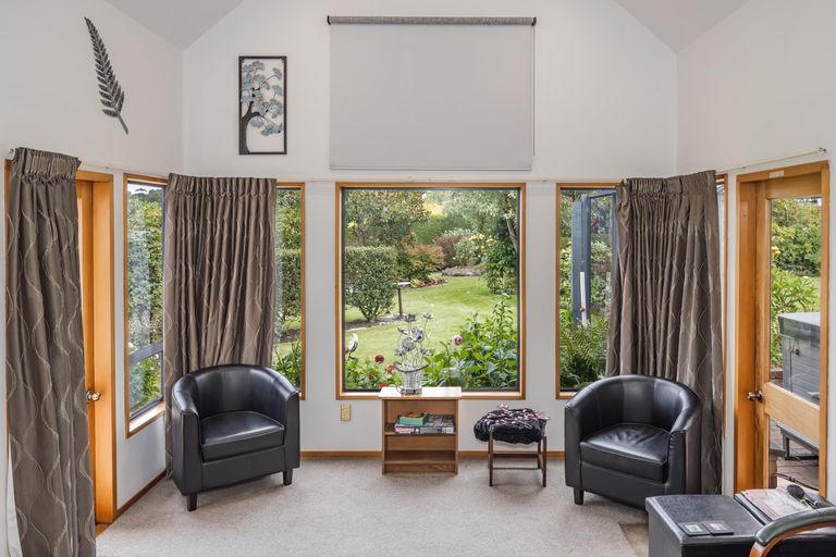 Photo of property in 22 Jessop Street, South Hill, Oamaru, 9400