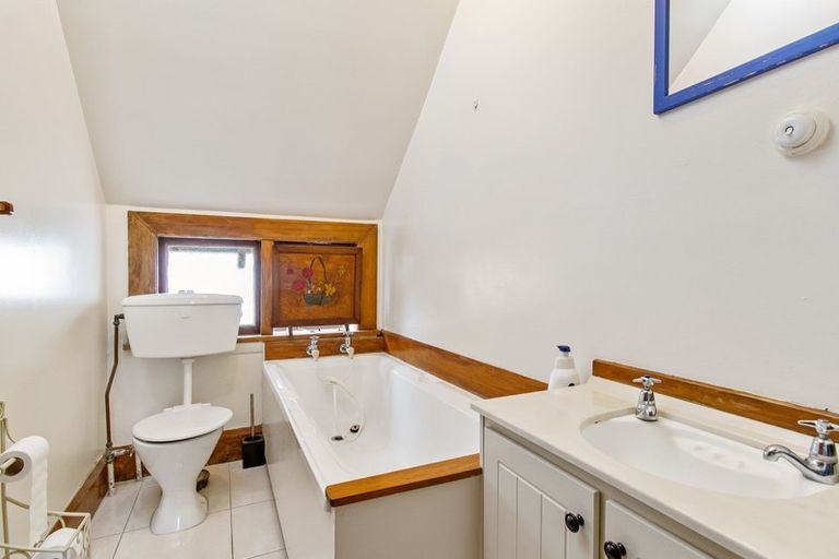 Photo of property in 28 Sefton Street, Seaview, Timaru, 7910