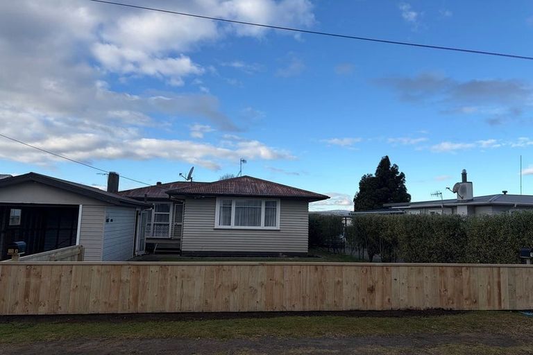 Photo of property in 15a Tui Road, Western Heights, Rotorua, 3015