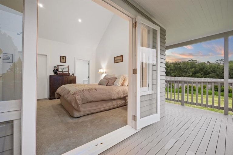 Photo of property in 298 Rimmer Road, Helensville, 0875