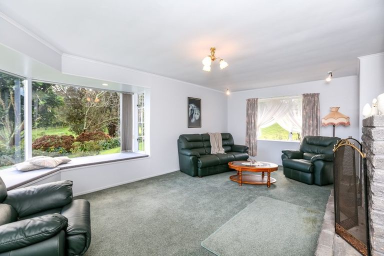 Photo of property in 5 Byron Place, Whalers Gate, New Plymouth, 4310