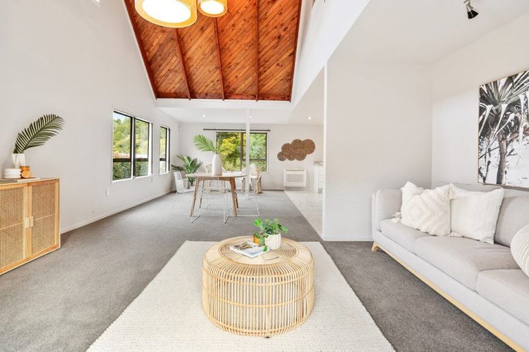 Photo of property in 5 Tieke Place, Horahora, Whangarei, 0110