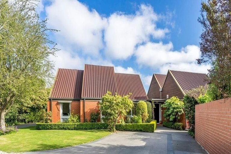 Photo of property in 36 Greers Road, Burnside, Christchurch, 8041